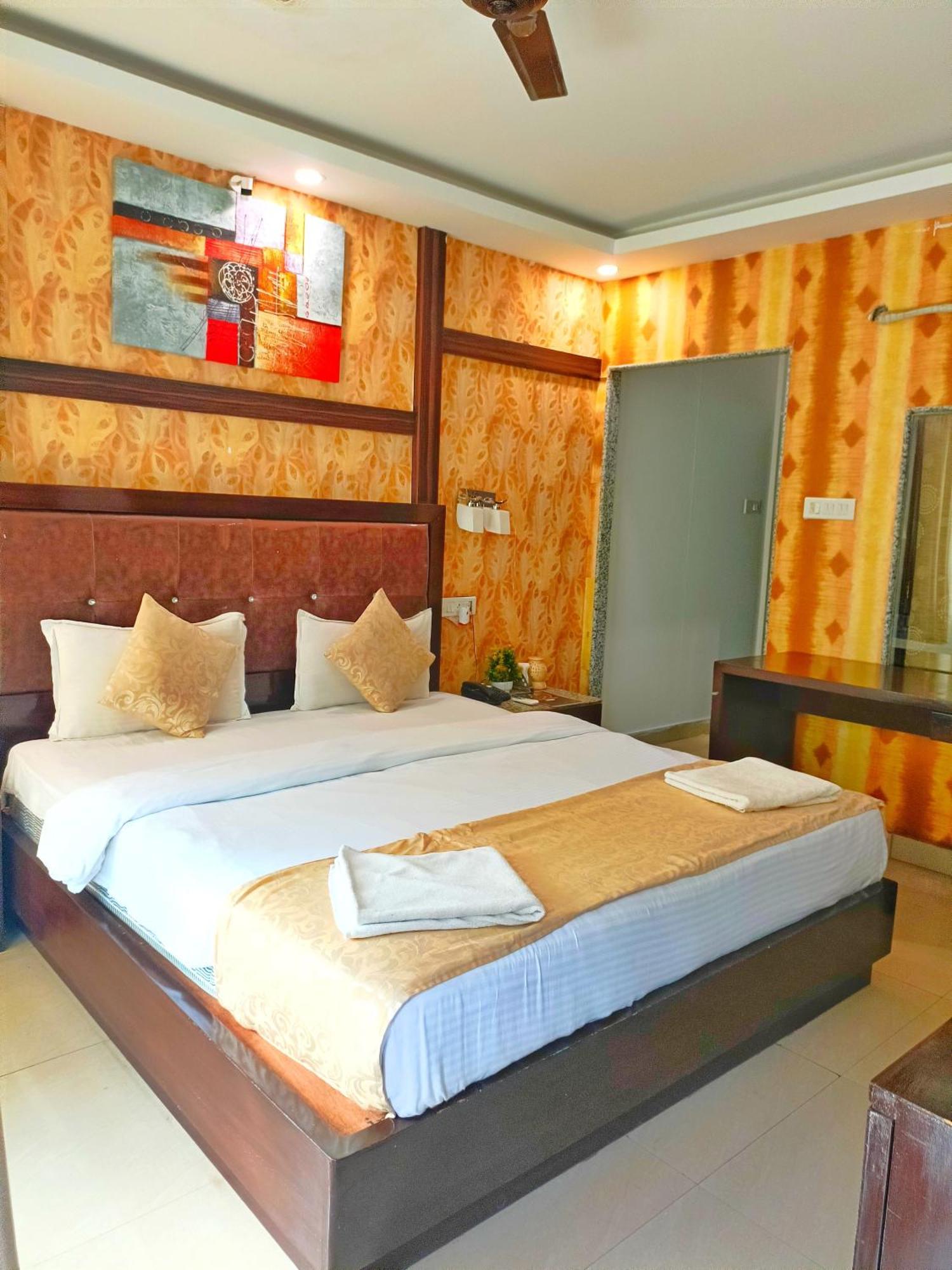 Fusion Resorts Candolim Buitenkant foto